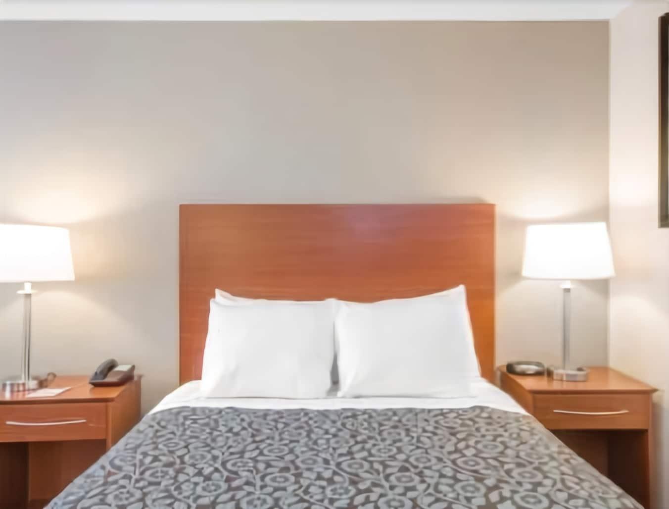 Days Inn By Wyndham Wilmington / University Extérieur photo