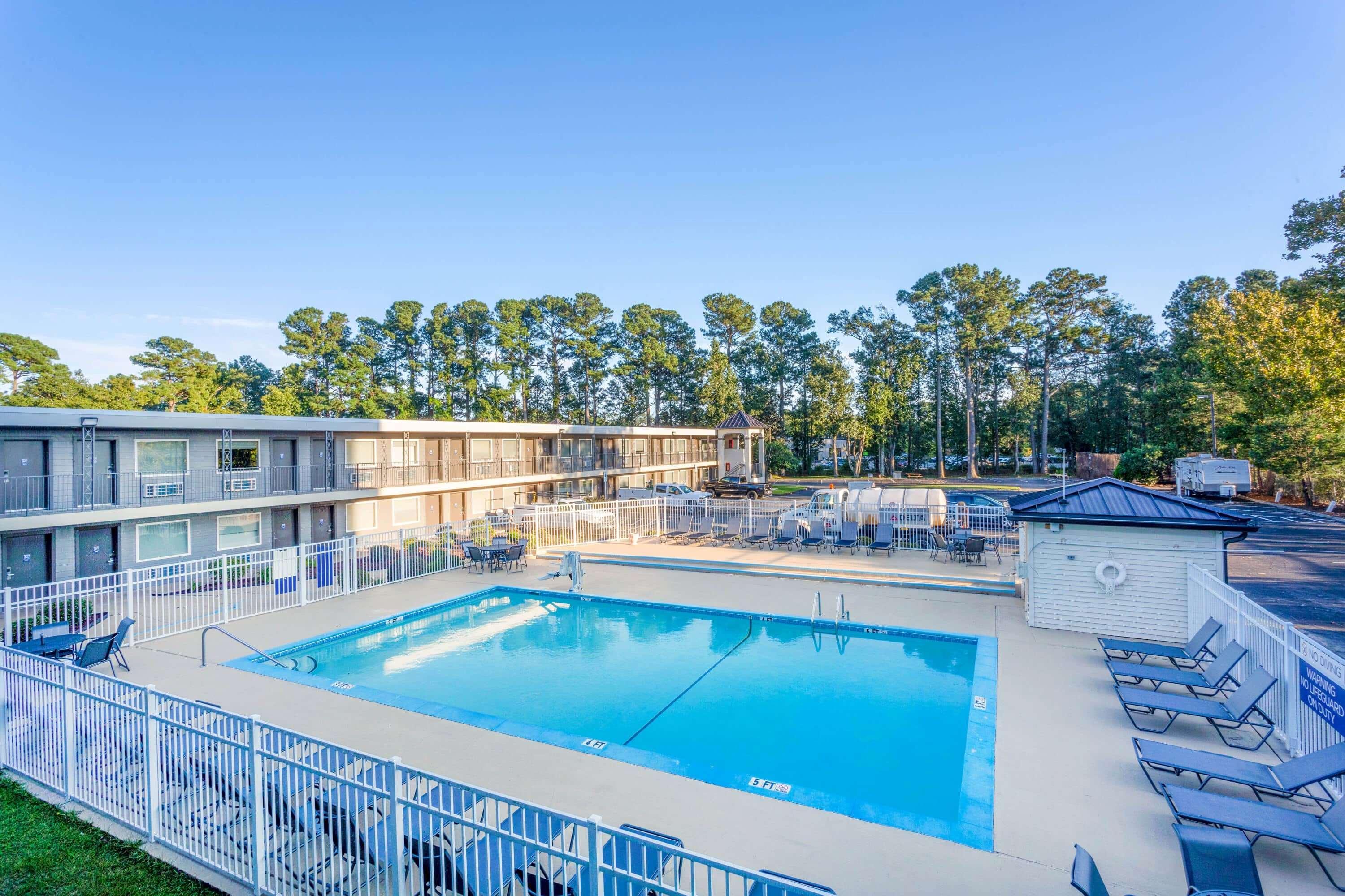Days Inn By Wyndham Wilmington / University Extérieur photo